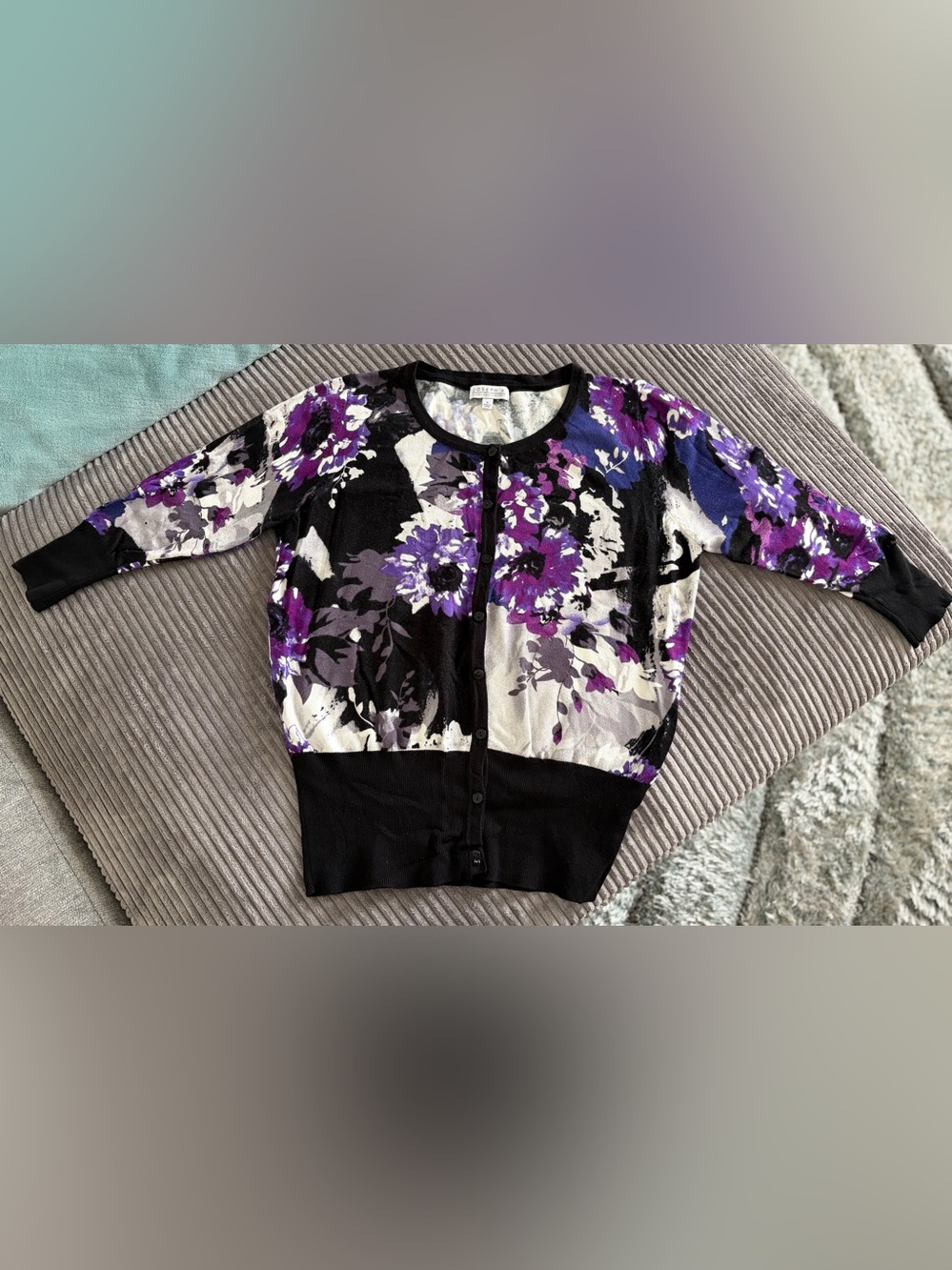 Joseph A. Qu’est-Ce Que C’est Silk? Floral Cardigan in Black, Purple & White